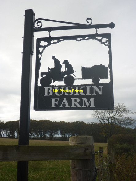 Photo 6"x4" Berwickshire Farmsigns : Buskin Farm, Near Coldingham Coldingham c2014