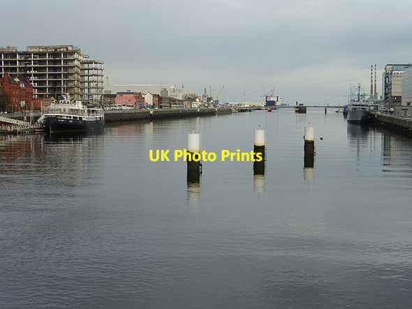 Photo 6"x4" River Liffey Ringsend c2014