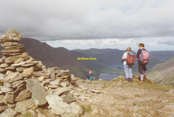 Photo 6"x4" The summit of Fleetwith Pike Gatesgarth\/NY1915 c1993
