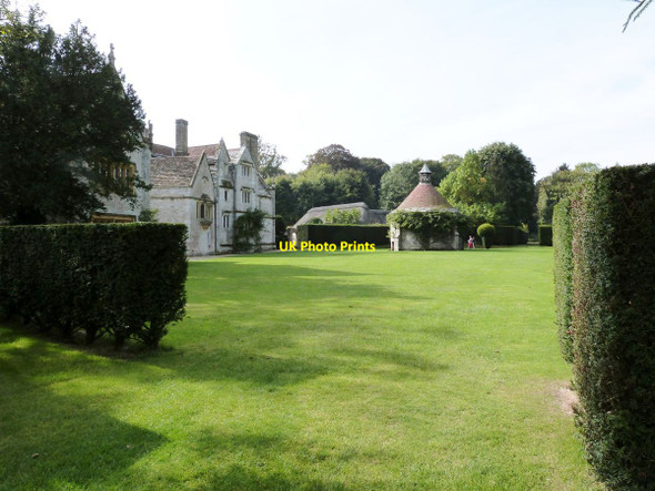 Photo 6"x4" The house and the dovecote, Athelhampton House Gardens Athelhampton c2014