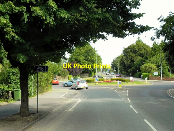 Photo 6"x4" Traffic Island, Longdales Road Lincoln c2014