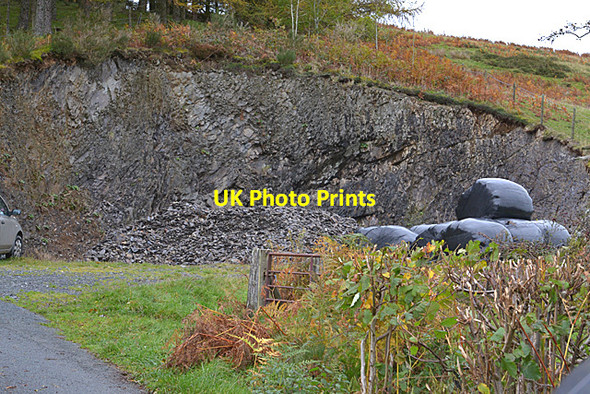 Photo 6"x4" Disused quarry by Coed Bryn Llanwrthwl c2014