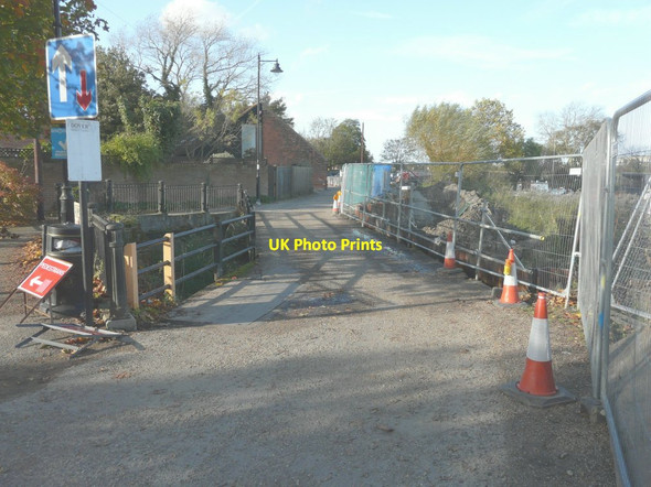 Photo 6"x4" The road to Gazen Salts carpark Sandwich c2014