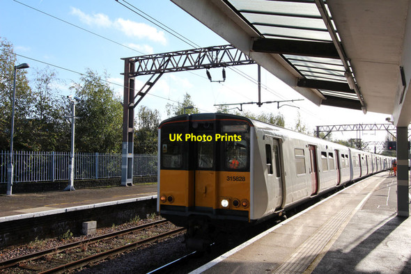Photo 6"x4" Enfield Town Station Enfield\/TQ3396 c2014