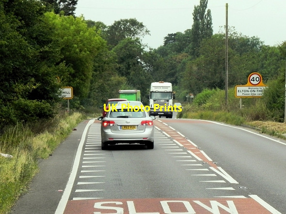 Photo 6"x4" A52 Entering Elton on the Hill Elton on the Hill c2014
