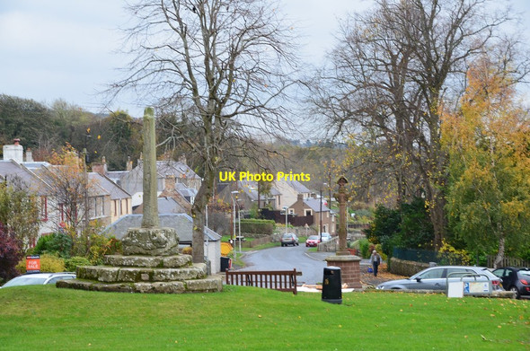Photo 6"x4" Ancrum village green Ancrum c2014