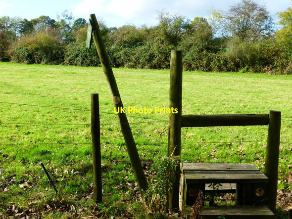 Photo 6"x4" Stile by the River Loddon Fair Oak Green c2014