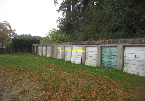 Photo 6"x4" Seldom used garages Fox Lane c2014