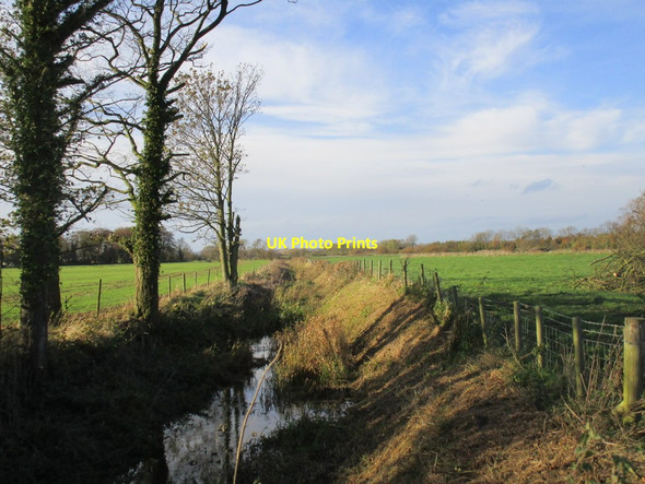 Photo 6"x4" Main Drain Wansford\/TA0656 c2014