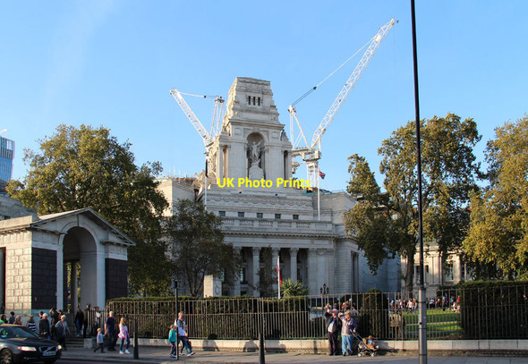 Photo 6"x4" 10 Trinity Square London c2014