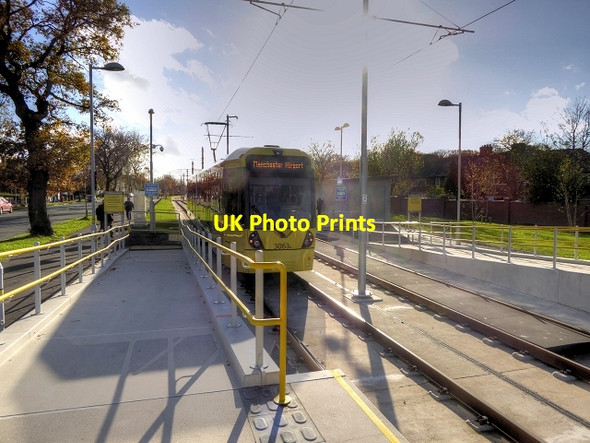 Photo 6"x4" Tram Leaving Benchill Metrolink Stop Gatley c2014