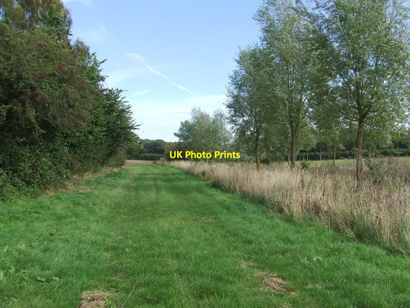 Photo 6"x4" Wide Green Footpath Heveningham c2014