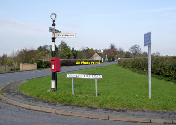 Photo 6"x4" Fountain Hill postbox ref DN10 224 Misterton\/SK7694 c2014