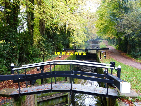 Photo 6"x4" Locks on the Basingstoke Canal Woking c2014