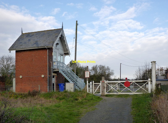 Photo 6"x4" Ancaster signal box and Pottergate Road level crossing Ancaster c2014