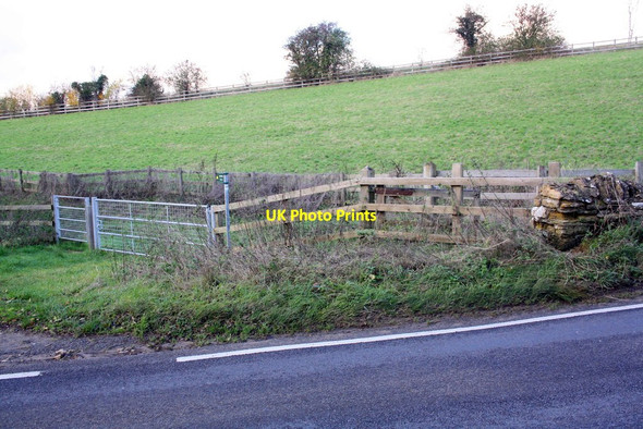 Photo 6"x4" Footpath junction with Banbury Hill (B4022) Charlbury c2014