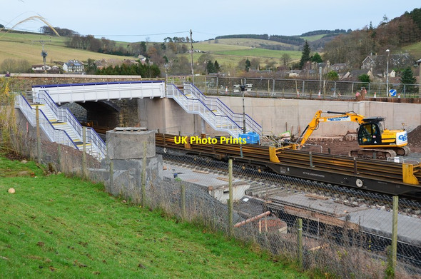 Photo 6"x4" The railway's back at Stow (4) Stagehall c2014