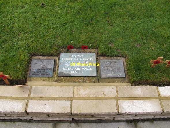 Photo 6"x4" St Luke, Whyteleafe: RAF Kenley memorial Warlingham c2014