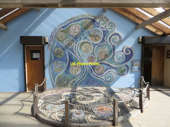 Photo 6"x4" Mural at the Centre Ynys Tachwedd\/SN6093 c2014