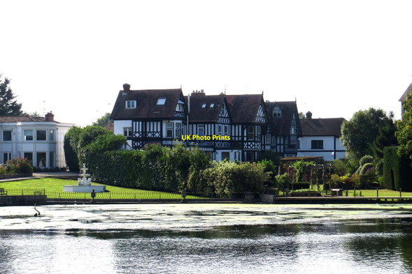 Photo 6"x4" Houses by the River Thames in Water Oakley Boveney c2014