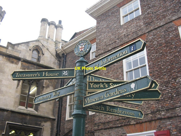 Photo 6"x4" Where to go? York\/SE5951 c2014