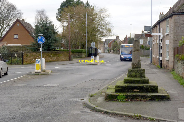Photo 6"x4" Medieval Cross, Kirkby-in-Ashfield Kirkby - In - Ashfield c2014