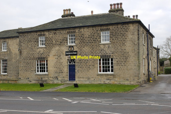 Photo 6"x4" Harewood Arms Harewood\/SE3245 c2014