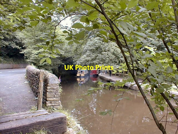 Photo 6"x4" Peak Forest Canal Whaley Bridge c1998