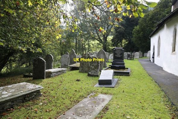 Photo 6"x4" Churchyard on the South Side Cregrina c2014