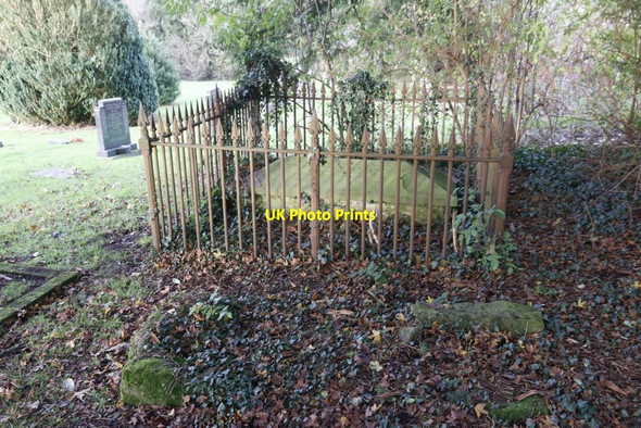 Photo 6"x4" Fence round the Tomb Llandrindod Wells\/Llandrindod c2014