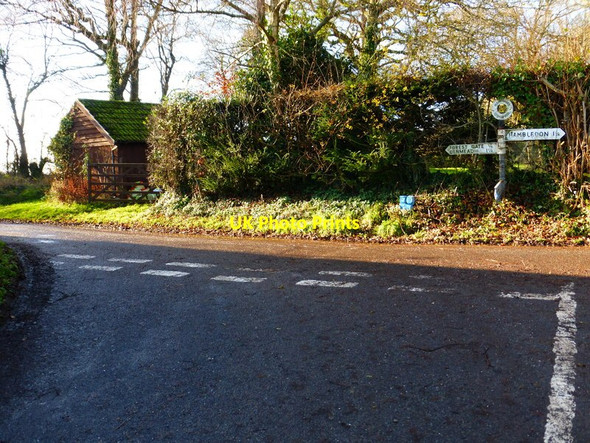 Photo 6"x4" Junction of lanes with signpost Rushmore c2014