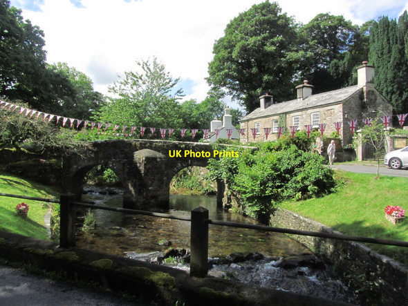 Photo 6"x4" Alternun - Ancient bridge over Penpont Water & row of cottages Altarnun c2014