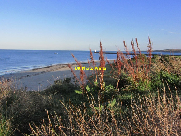 Photo 6"x4" Berwick upon Tweed - Evening on the coast N of Berwick Pier Berwick-upon-Tweed c2014