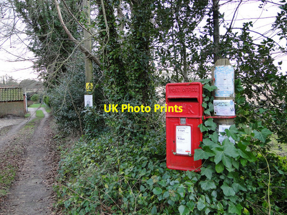 Photo 6"x4" Postbox at the junction of Swanton Abbot Road Sloley c2014