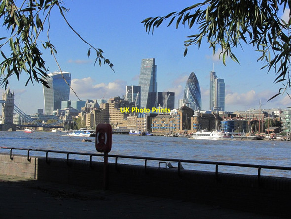 Photo 6"x4" The City of London from Bermondsey East Wall London c2014