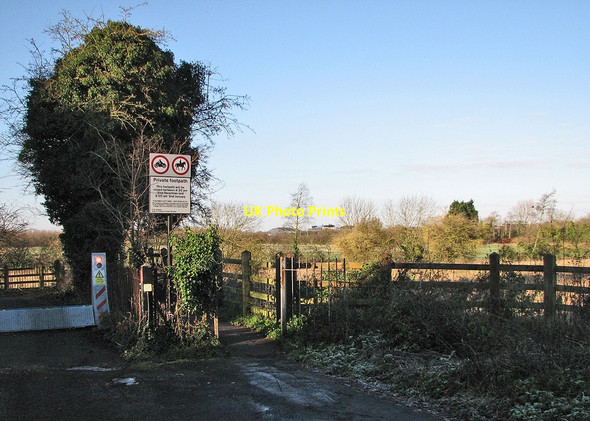 Photo 6"x4" Cranmer Road: the start of a private path High Cross\/TL4259 c2014