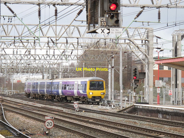 Photo 6"x4" Local train from Manchester Crewe c2014