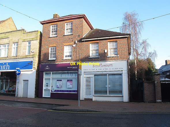 Photo 6"x4" Cirro e-cigarettes, Sandbach Sandbach c2014