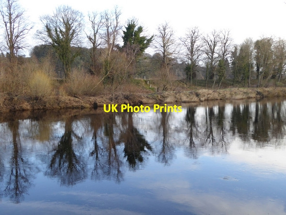 Photo 6"x4" Reflections in the Tyne Broomhaugh c2014