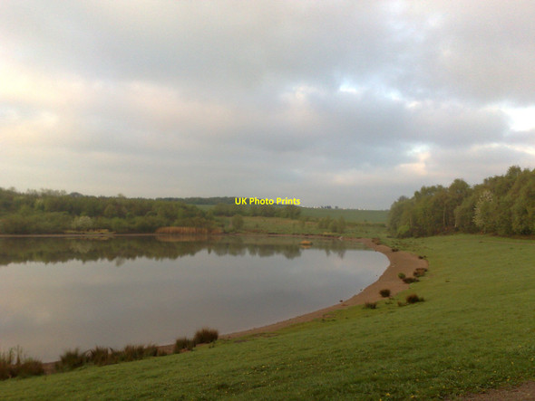 Photo 6"x4" Bateswood Country Park: NW shore of lake Alsagers Bank c2010