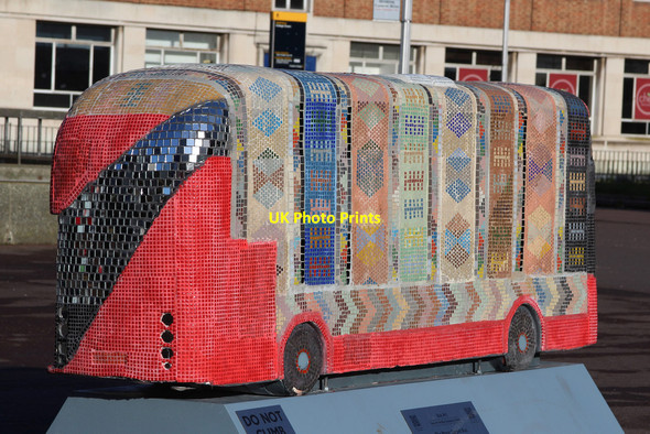 Photo 6"x4" Bus Art, 'Magic Bus - Magic Carpet' Croydon\/TQ3365 c2015 P1