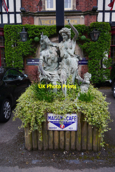 Photo 6"x4" Statue in front of the French Hen Lower Clent c2014