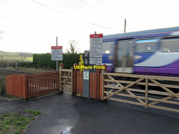 Photo 6"x4" Level crossing, Fourstones Fourstones\/NY8967 c2015