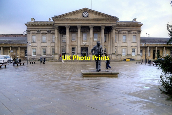 Photo 6"x4" Huddersfield Railway Station, St George's Square Huddersfield c2015