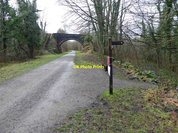 Photo 6"x4" Footpath signpost to Litton Mill from the Monsal Trail Litton Mill c2015