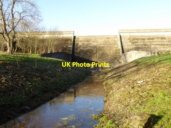 Photo 6"x4" Spillway and dam of the Airy Holm Reservoir Carterway Heads c2015