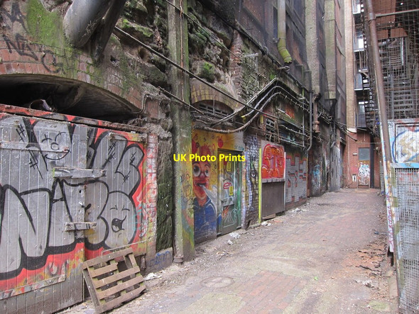 Photo 6"x4" Alley way off Claremont Hastings\/TQ8110 c2014