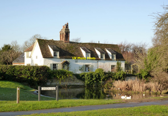 Photo 6"x4" Cottage and village pond at Green End Comberton\/TL3856 c2014