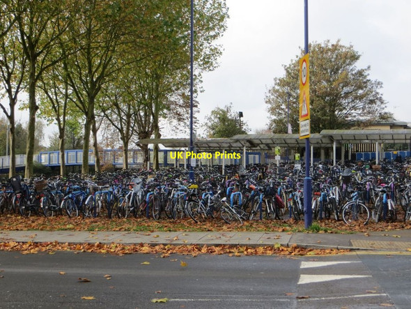 Photo 6"x4" Bikes at the Station Oxford\/SP5106 c2014