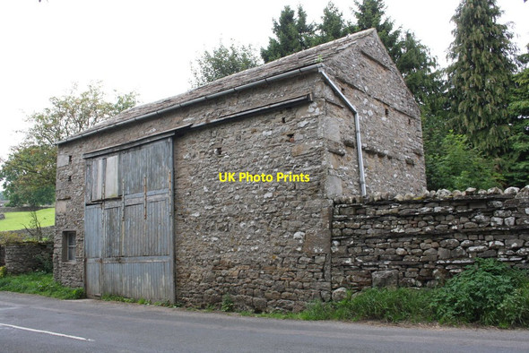 Photo 6"x4" Barn on north side of Leyburn Road Newbiggin\/SD9591 c2014